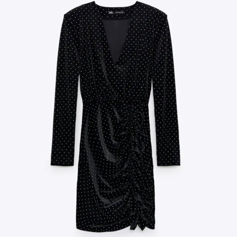ZARA *NWT* VELVET DRESS DEEP V Style